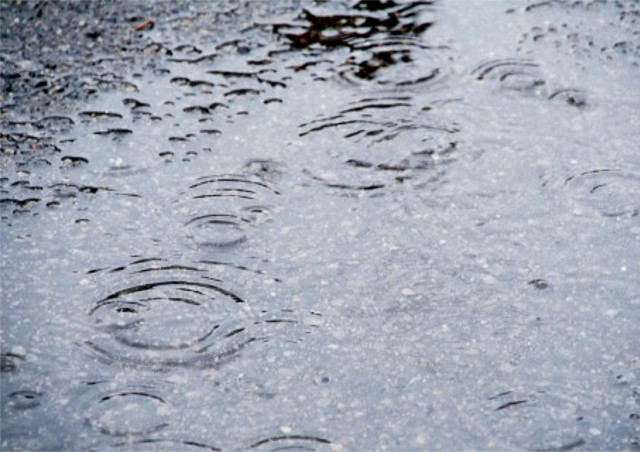 雨漏りの発生原因と二次被害について